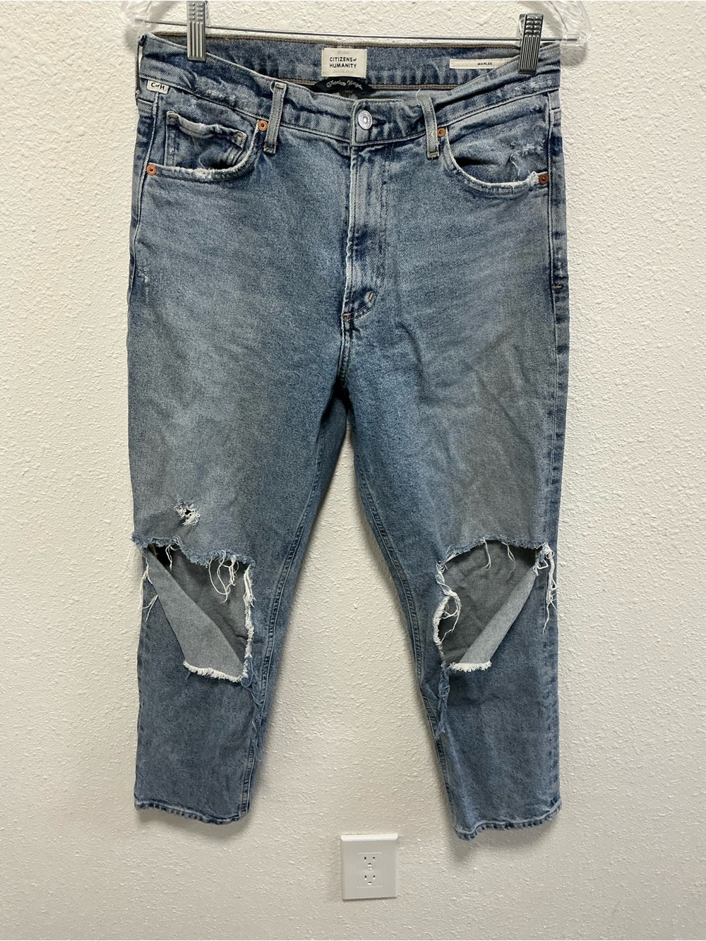 Citizens Of Humanity Men's Light Blue Distressed Relaxed Jeans size 29